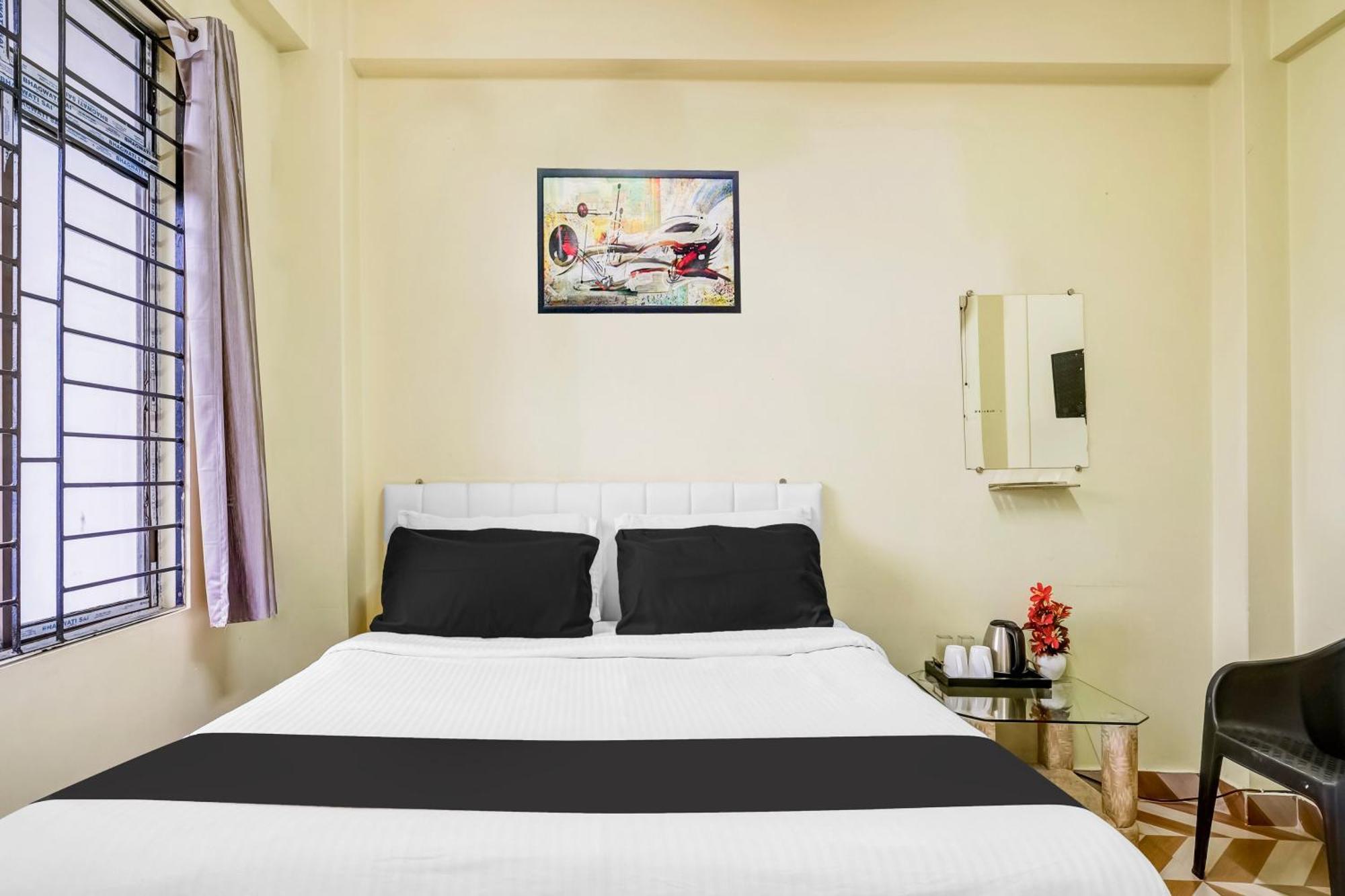 שילונג Super Hotel O Rynjah מראה חיצוני תמונה